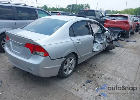 2011 Honda Civic Lx-S z USA, uszkodzony, nr VIN 19XFA1F68BE009998